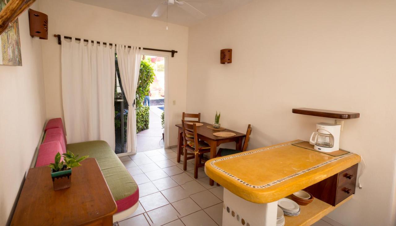 Canto Del Mar Hotel - Zihuatanejo - Suites Con Cocina Extérieur photo
